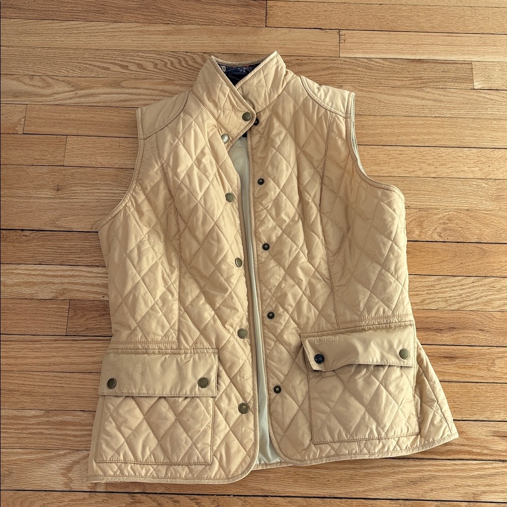 Barbour Saddleworth Gilet Quilted Vest in Tan Size US 8